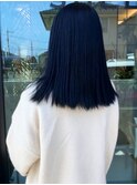 魅惑のネイビーブルー