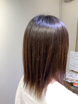 ユーネリー(U-NERY) ミディアムスタイル