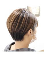 ウィスカーヘアー(whisker hair)&nbsp;ショートボブ