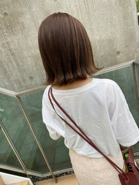 ナンバー 秋田店(N°) 大人可愛い20代30代40代小顔ワンサイドショートボブ丸み前下がり