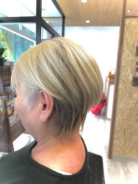 ラフィン(LAFIN) 大人ショート