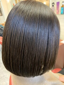 ロマンヤカタ ファース(ROMAN YAKATA fars) 髪質改善　艶ボブ　まとまる美髪ケア@田代4/27