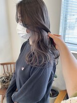 エメ 小山(Aimer)&nbsp;インナーカラー/シルバー/グレージュ/ブリーチ1回/小山