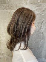 グランデュール 藤枝店(GRANDEUR)&nbsp;ミルクティー　ベージュダブルカラーインナーカラーケアブリーチ