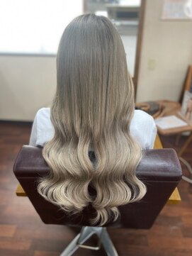 ナスキィ(Naski) ハイトーンベージュカラー