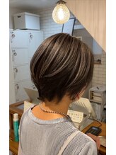 【白髪ぼかし】ハイライト技術で立体感＆若見えを実現