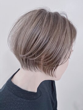 アナザヘアー なんば 高島屋前店(ANAZA hair) 丸みショート＆シークレットレイヤー