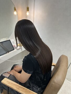 スラッシュ(SLASH) 髪質改善／オーガニックカラー／艶髪