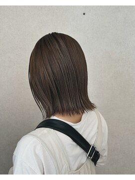 フォルメージ(formage) グレージュ×くびれヘア