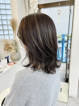 ユラギフロムユイマァル 水島店(YURAGI from YUIMARL) 30代40代50代ミディアムレイヤー白髪ぼかしハイライト