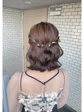 ソノ(sono) ハーフアップ ボブアレンジ お呼ばれヘア 金箔
