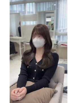 プティ(PUTY) 三宮 レイヤーカット 顔まわりカット 韓国