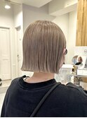 ミディアムヘア暗めカラーデザインカラーフェイスフレーミング