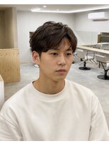 ノーマ(no-ma)&nbsp;【センターパート】直毛・毛流れが出にくい方に