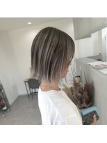 ザ ファースト(The FIRST)&nbsp;シルバーグレージュボブ