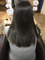 ヘアーズ ブルーヘブン(HAIR'S BLUE HEAVEN) グレイアッシュ