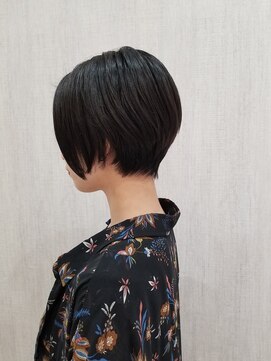 アルーシェ 心斎橋(Alushe) モード系☆前下がりショートボブ 【Alushe心斎橋】