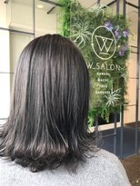 ダブル アンダーバー サロン(W_SALON) 【W_SALON 河原町】ダークグレー/外ハネボブ
