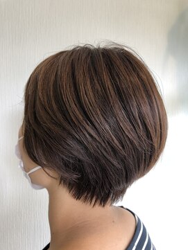 アモンド(Amonde) ショートボブ