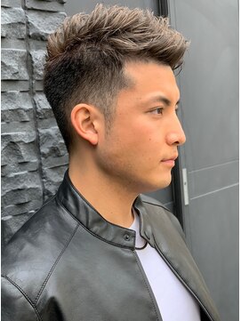 トルネード(TORNADO) アップバング刈り上げグラデーションカラー　n2-8