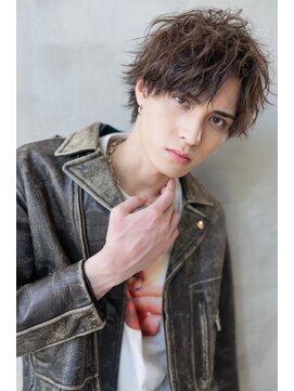 ケアリー 武蔵小杉(Carelly) AUSTIN メンズアップバング×束感ショートマッシュ