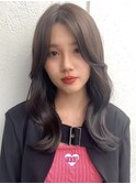 韓国ヘア顔周りくびレイヤーワンカール×艶髪ホワイトグレージュ