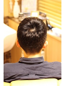 ヘアーモードキクチ 日本橋三越前店 アイロンパーマで楽チンスタイリング