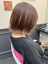 ヒート バイ アンカットラウンジ 渋谷(HEAT by UNCUT&LOUNGE)&nbsp;レイヤーボブ/ハイライト/ケアブリーチ/ミルクティーカラー