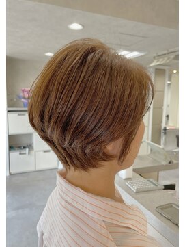 ホワイトストーン WHITE STONE 熊本まとまるショート大人ショート30代40代ヘアスタイル