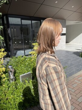 アイリー 名古屋(A/LEE) ミルクティーベージュ