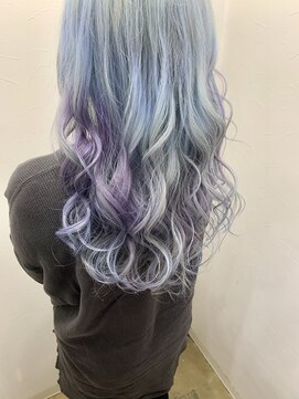 アトリア 横浜(Atria) グラデーション アイスラベンダーカラー