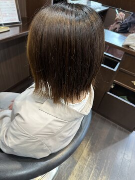 髪の美院 シャルマン ビューティー クリニック(Charmant Beauty Clinic) 切りっぱなしボブ