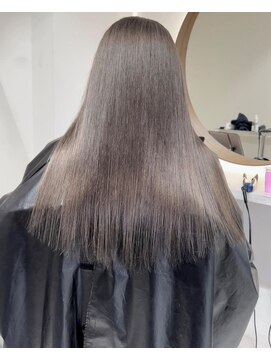 シェーン 仙台駅広瀬通店(schon) グレージュ