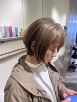 ソエル(Soell)&nbsp;白髪ぼかし　脱白髪染め　ショートボブ　ミルクティー　くせ毛