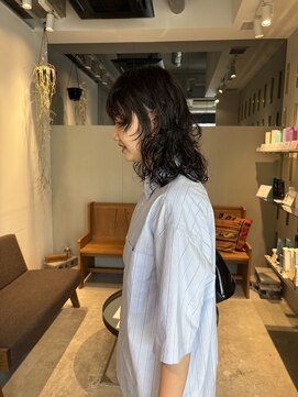 ミリ(milli Produce by ITAKURA) ロングウルフパーマ