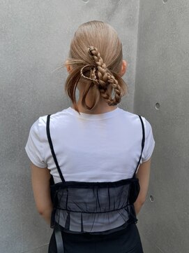 ヴァーディ オモテサンドウ(Vardy omotesando) set/タイトアレンジ