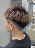 癖毛を活かしたスパイラルパーママッシュヘアスタイル