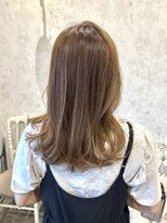 ディーヴァヘアーエズ(DIVA hair Eze) ブリーチなしカラー/ベージュカラー顔周りレイヤーカット