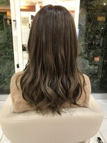 レイフィールド 光の森店&nbsp;透明感！！グレージュカラー☆