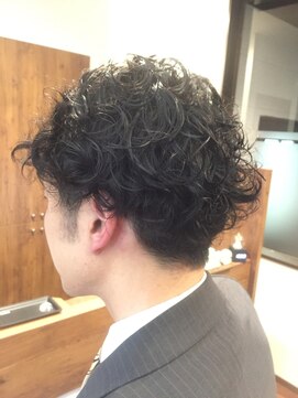 ラフィール(roughire) 大人カジュアルなツーブロックパーマ