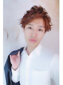 サイドパートショート・フェザーマッシュ・サイドパートショート