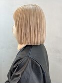 ブロンドボブ_外ハネボブセクションカラー_ba384901