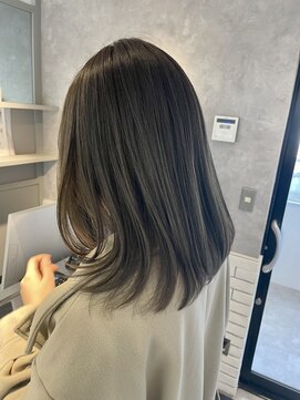 モク(mok) グレージュカラー