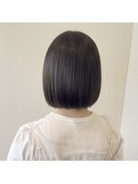 ストーリー(STORY)&nbsp;20代30代切りっぱなしボブオリーブブラウン