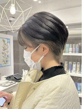 クレビア 名古屋(CreBiA) ショート インナー ミルクティー