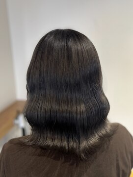 ムニカ 表参道(Munica) 透明感たっぷり♪オリーブグレージュ