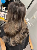 ネウィベルシア 名駅(newi belsia)&nbsp;外国人風カラー/ハイライト/バレイヤージュ/グラデーション