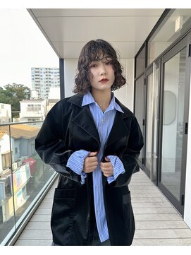 ホロ(hollo) ボブパーマウェーブミディアムパーマボブプードルパーマ