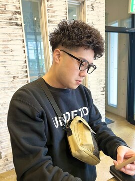 バディヘア ルーツ(BUDDY HAIR ROOTS) メンズパーマ/プードル/フェードカット/大須/矢場町