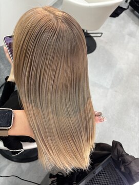 ラビス 池袋(Lovis) 《鳥越》ワンレン/小顔[エクステ/インナーカラー/韓国/池袋]